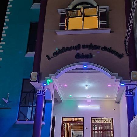 Guru Krupa Home Stay Tiruvannāmalai Eksteriør bilde