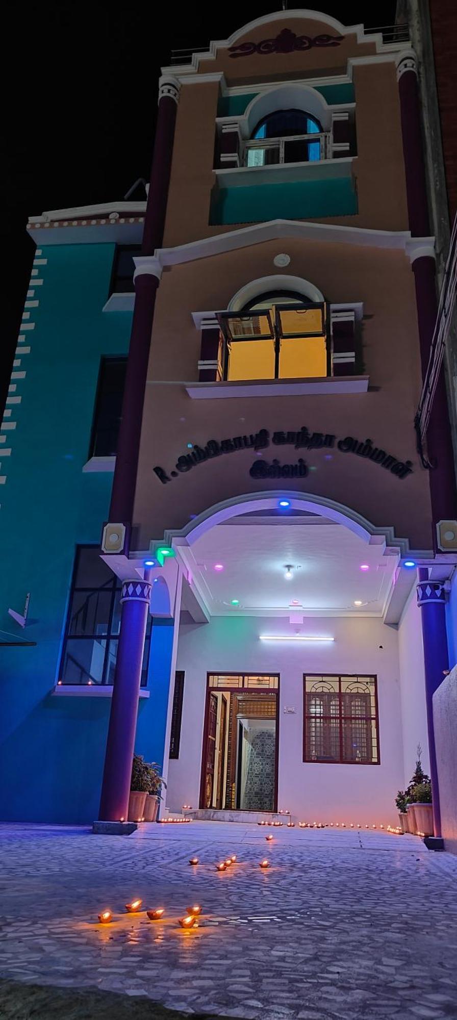 Guru Krupa Home Stay Tiruvannāmalai Eksteriør bilde