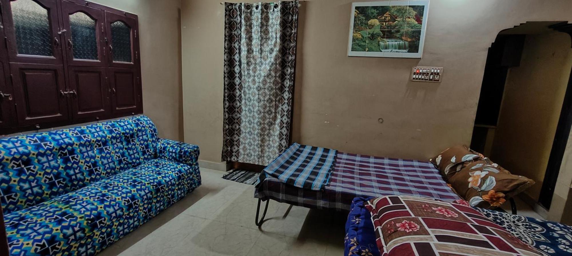 Guru Krupa Home Stay Tiruvannāmalai Eksteriør bilde